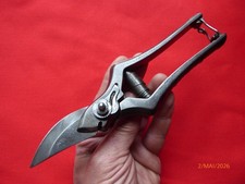 beau sécateur marqué ATMIC