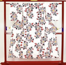 Kimono japonais 'YUKATA'