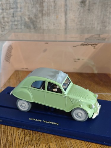 Tintin citroën 2cv - 1/43,