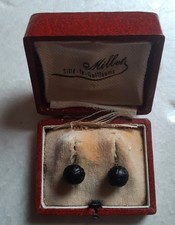 Paire dormeuses anciennes Pierre noire étoilée Ecrin Jais ? Poinçon losange Or ?