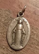 Médaille Religieuse Ancienne