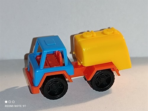 Véhicule miniature camion - véhicule,