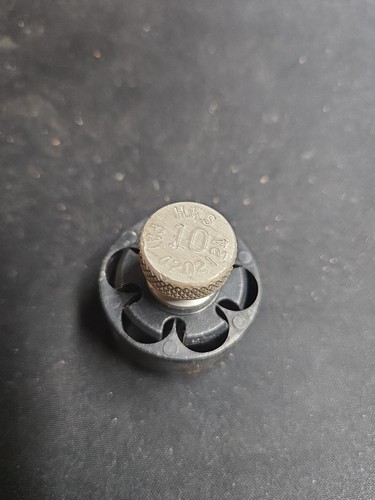 One hks revolver - ,