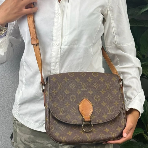 Louis vuitton monogram saint - vuitton,