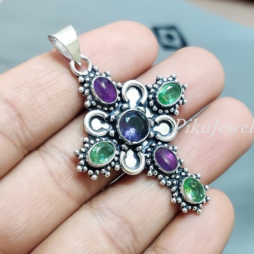 Bijoux pendentif jésus - bijoux,