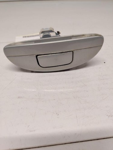 Bouton coffre renault - bouton,