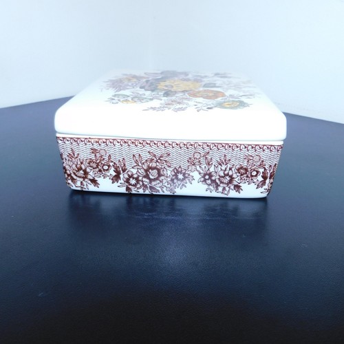 Boîte rectangulaire - , en