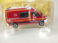 MERCEDES SPRINTER 4x4 VSAV BSE SP de l'Ariège AMBULANCE POMPIERS IXO PRESSE N°05