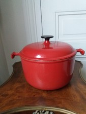 COCOTTE  EN FONTE ROUGE MAMA  LE CREUSET ENZO MARI