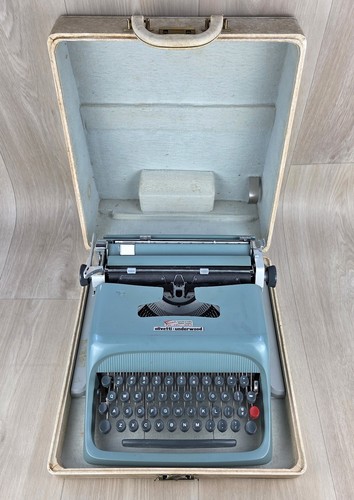Olivetti underwood studio - studio, 44