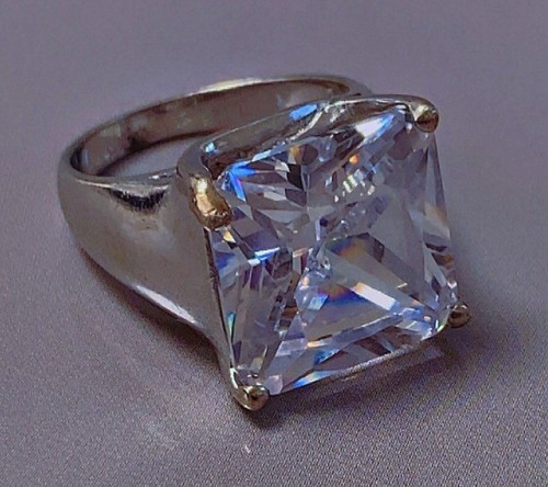 Superbe bague argent zirconium - superbe,