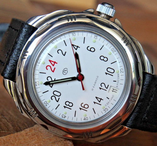 Montre bracelet mécanique - montre-bracelet,
