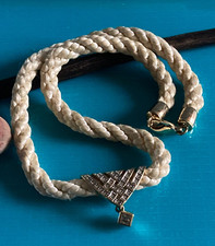 Collier Cordon et Pendentif