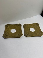 PAIRE de BOBECHES ANCIENNES en BRONZE OU LAITON