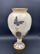 HB & Cie - Important vase en faïence Art Nouveau fleurs & papillon c. 1900