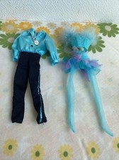 2 Anciennes Tenue Vêtement