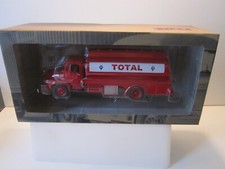 1/43 IXO ALTAYA CAMIONS D'AUTREFOIS UNIC MZ-36 SAVERNE PORTEUR CITERNE TOTAL