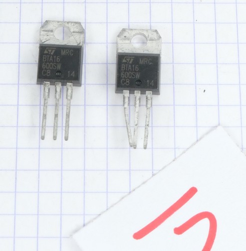 Stmicroelectronics bta12 - 2x,
