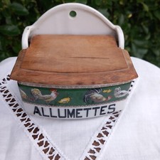 Boîte ancienne à allumettes