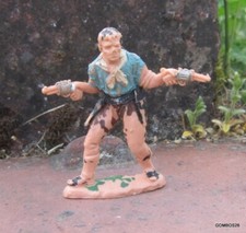 REAMSA FAR WEST / FIGURINE COWBOY AVEC 2 REVOLVERS  NO JECSAN COMANSI STARLUX