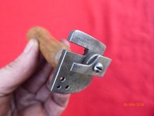 Outil ancien sellier - outil,