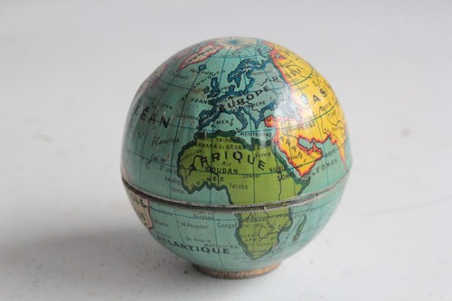 Ancien taille crayon globe - ancien,