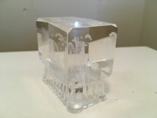 presse-papier hologramme en verre ou cristal London déco XX Londres UK chic 