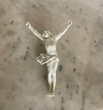 GRAND CRUCIFIX PORCELAINE