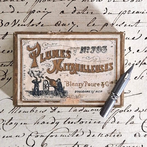 Boîte plumes - plumes, «