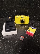 Appareil photo numérique Nikon Coolpix S33 jaune Carte Mémoire 2G Chargeur Bat