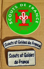 3 insignes → SCOUTS ET GUIDES de France