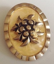 serre foulard ou passe foulard