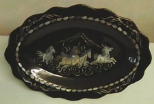 Tableau laqué en forme