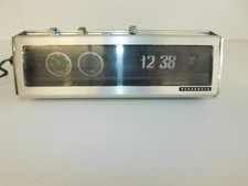 Radio Réveil FM-AM PANASONIC Modèle RC-7589 (AFD140)