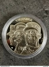 MEDAILLE SOUS CAPSULE /