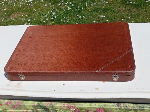 Ancienne boite menagere vide - menagere,