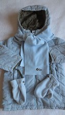 MANTEAU BLEU CIEL A CAPUCHE
