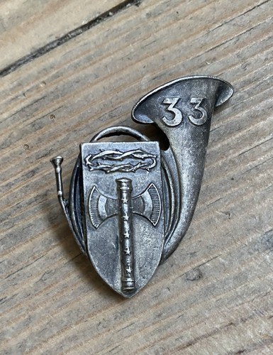 Insigne militaire - militaire, 33°