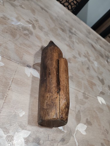 Très ancien coffin - très, en