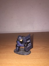 Figurine en métal de