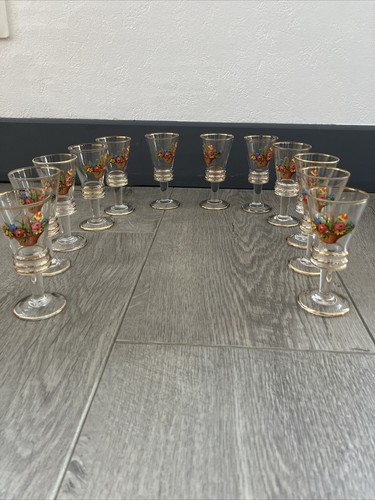 Verres pied émaillés - 12,