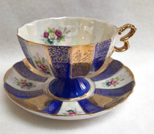 GRANDE TASSE EN PORCELAINE