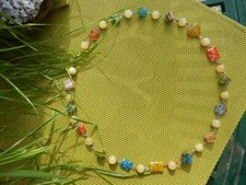 Collier pierre naturelle perles jade jaune, perles en verre "Millefiori" Murano