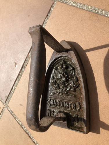 Fer ancien fonte marque - ancien,