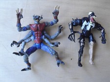 spiderman vénom figurine marvel légends 2001 plus diorama