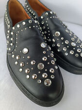 Baskets à enfiler cloutées