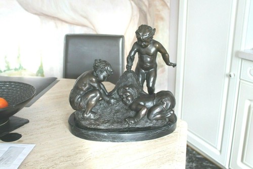 Sculpture bronze sur - , en