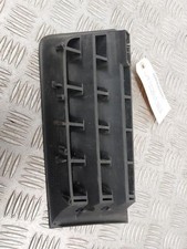 Grille de calandre droite