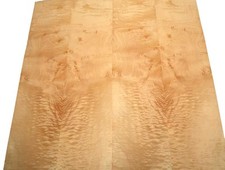 Placage En Érable Frisé