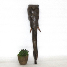 Figurine Suspendue En Bois